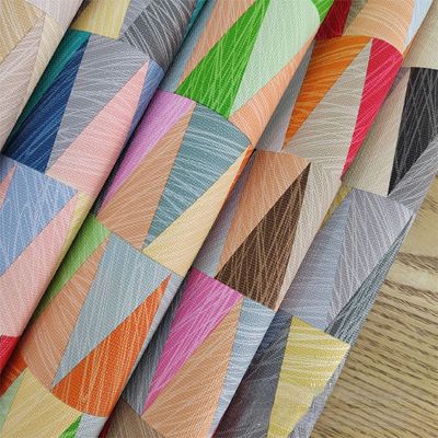 0.8mm Desain Geometri Berwarna-warni Kulit PVC Untuk Tas Tas Packing Box Phone Case Dekorasi Penggunaan