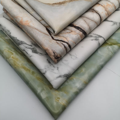 Kulit PVC yang dicetak dengan biji marmer dengan punggung berus ganda dalam 20 warna untuk tas dan dompet