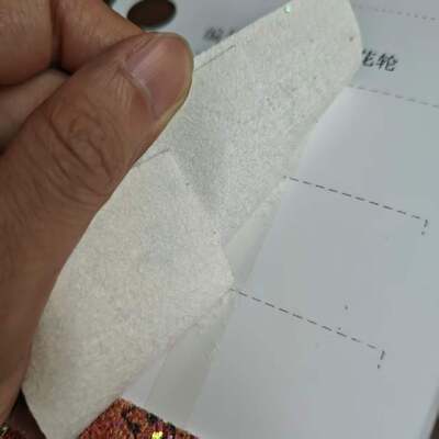 Berbagai produk kulit kemasan tersedia dalam jenis PVC PU dan semi PU untuk berbagai penggunaan industri