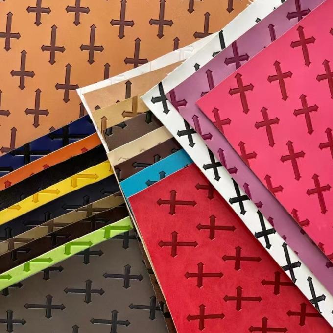 Sesuaikan Kulit Sintetis Timbul Perubahan Warna Mode PU Vinyl untuk Sepatu Tas Alas Meja Kain Kulit Imitasi 12